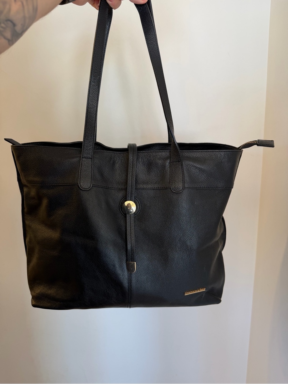 Stella & Max Black Pebbled Tote Bag Zip Top Gold Hardware Double Handles